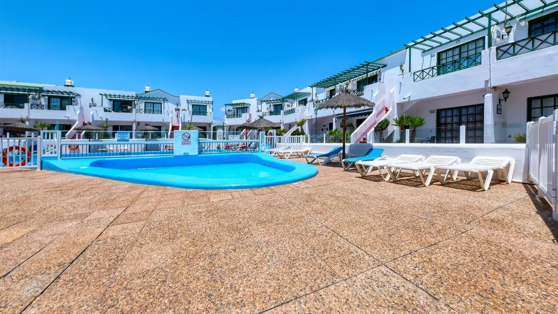 Apartment La Vela Azul -Pool & Tennis - Free Ac &Good Wifi- Smart Tv Puerto del Carmen  0*, Puerto del Carmen (Lanzarote)