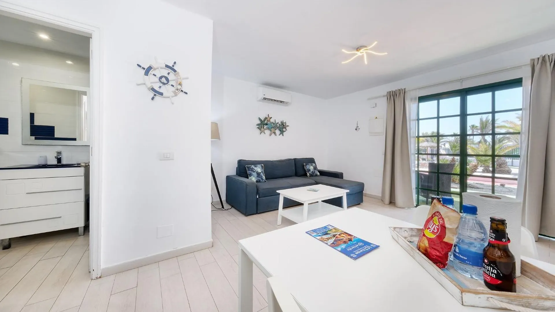 Apartment La Vela Azul -Pool & Tennis - Free Ac &Good Wifi- Smart Tv Puerto del Carmen  Spain